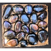 LABRADORITE Multicolore-violet GALET Carton de 19 pièces
