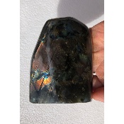 LABRADORITE AAA MULTICOLORE  FORME LIBRE ENTIÈREMENT POLIE 630 gr