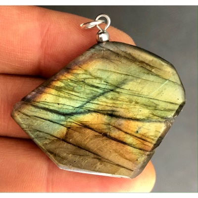 LABRADORITE "design" PENDENTIF 17,5 gr